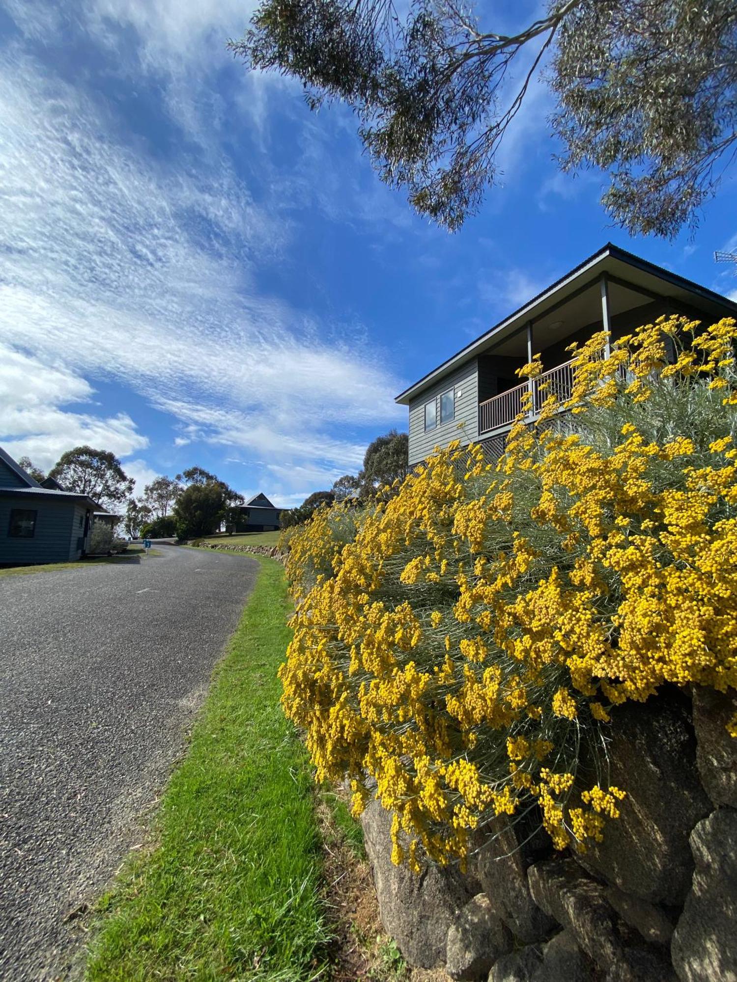 Adventist Alpine Village Jindabyne Esterno foto