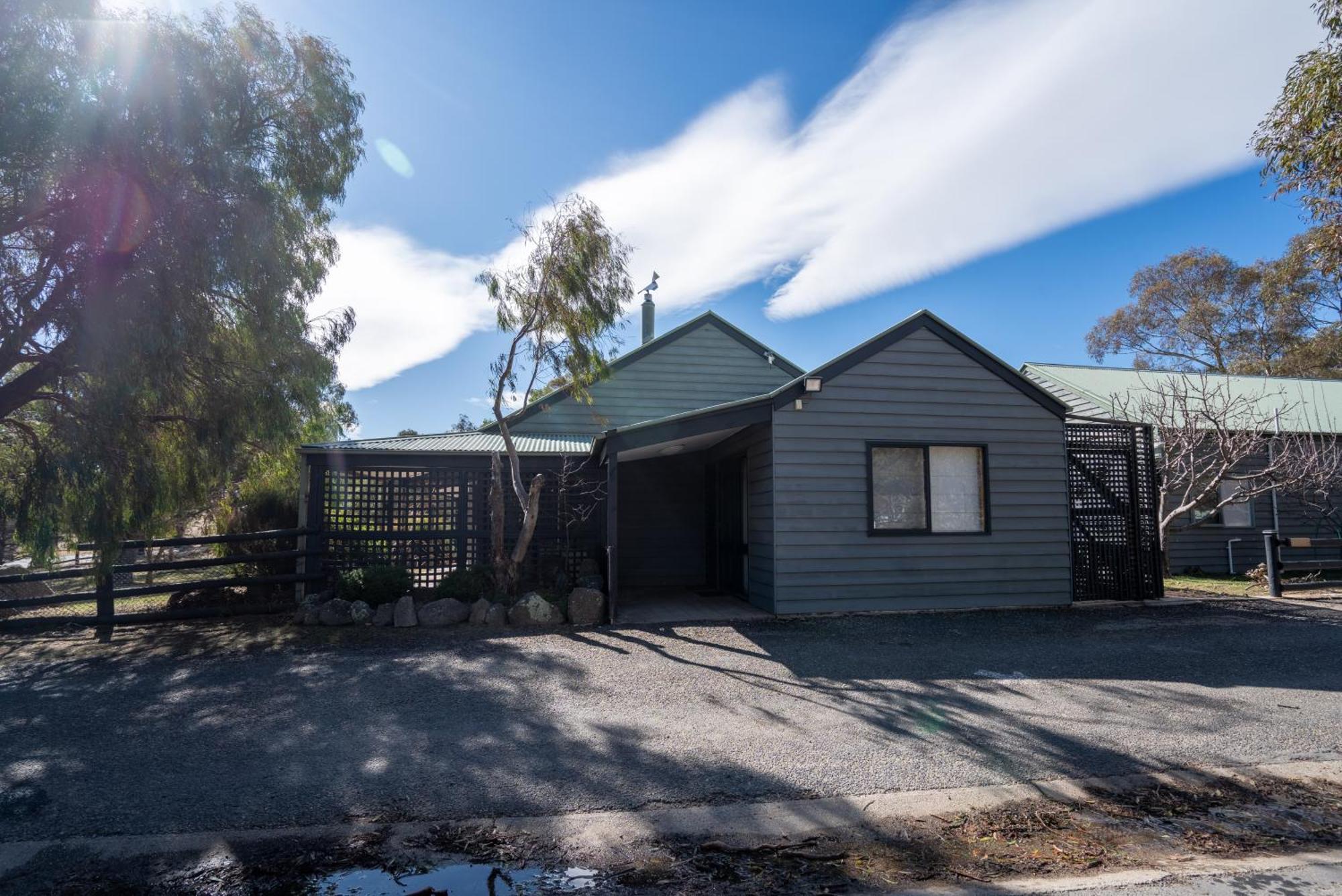 Adventist Alpine Village Jindabyne Esterno foto